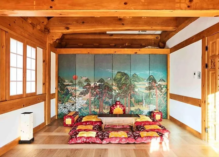 Inhyudang Hanok Pension