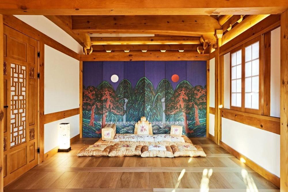 Inhyudang Hanok * Seoul